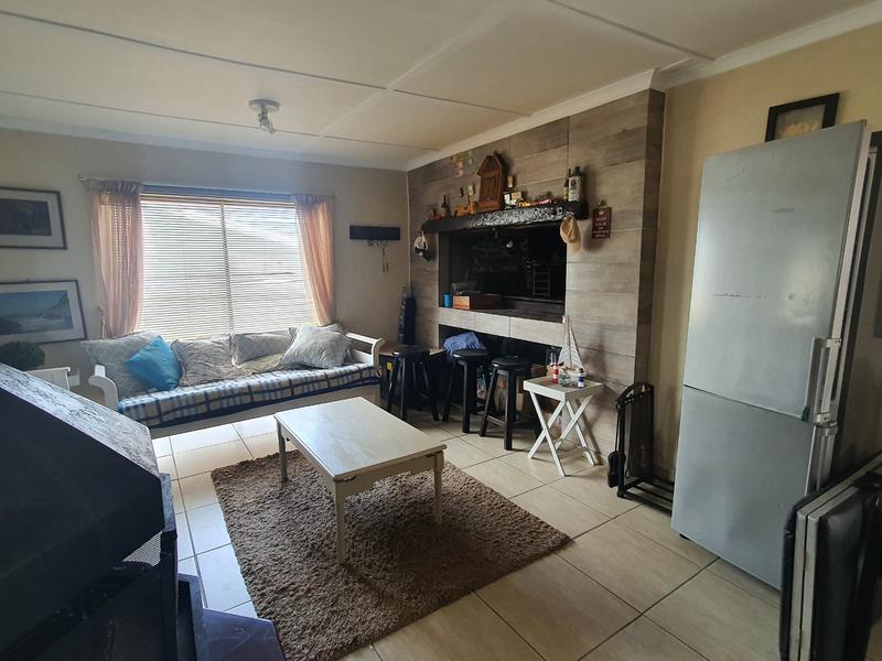 5 Bedroom Property for Sale in Gouritsmond Western Cape